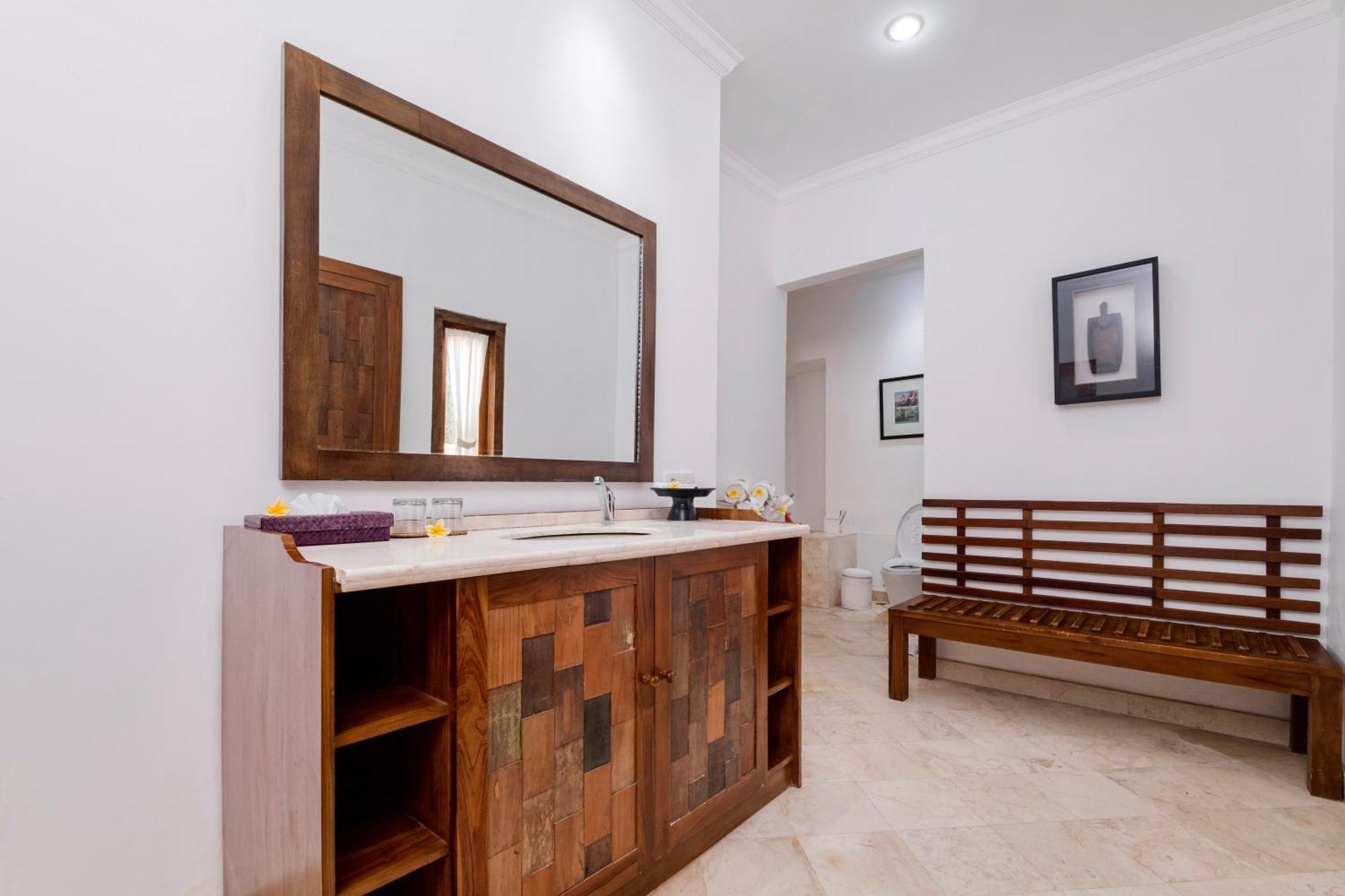 הוילה Alam Bidadari Seminyak מראה חיצוני תמונה